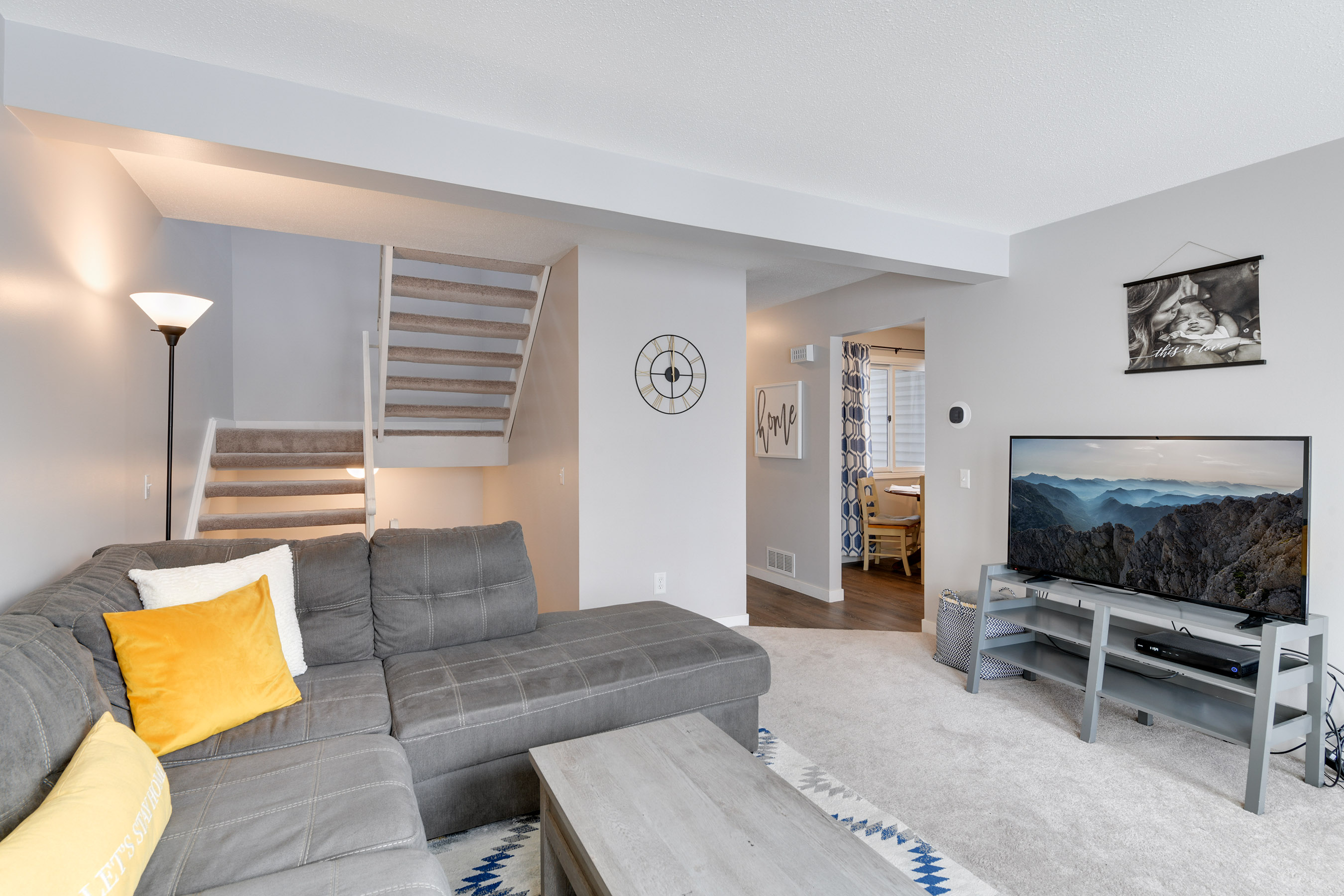 Light and Bright Living Room