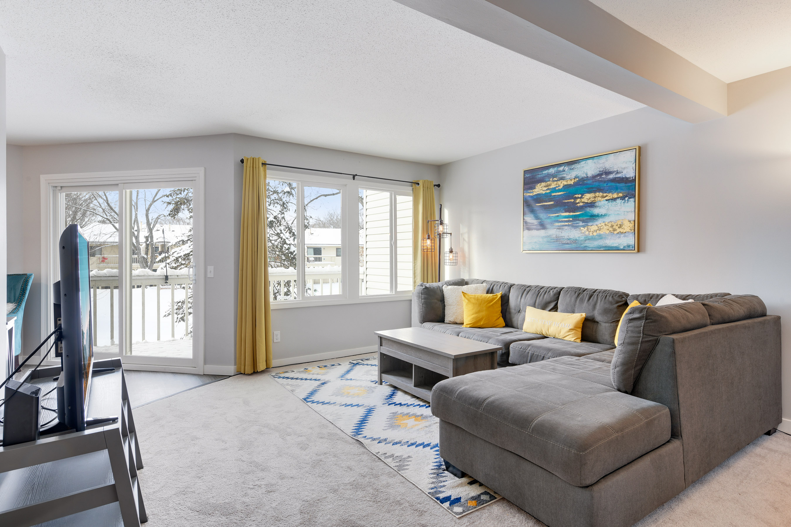 Completely Renovated Townhome!