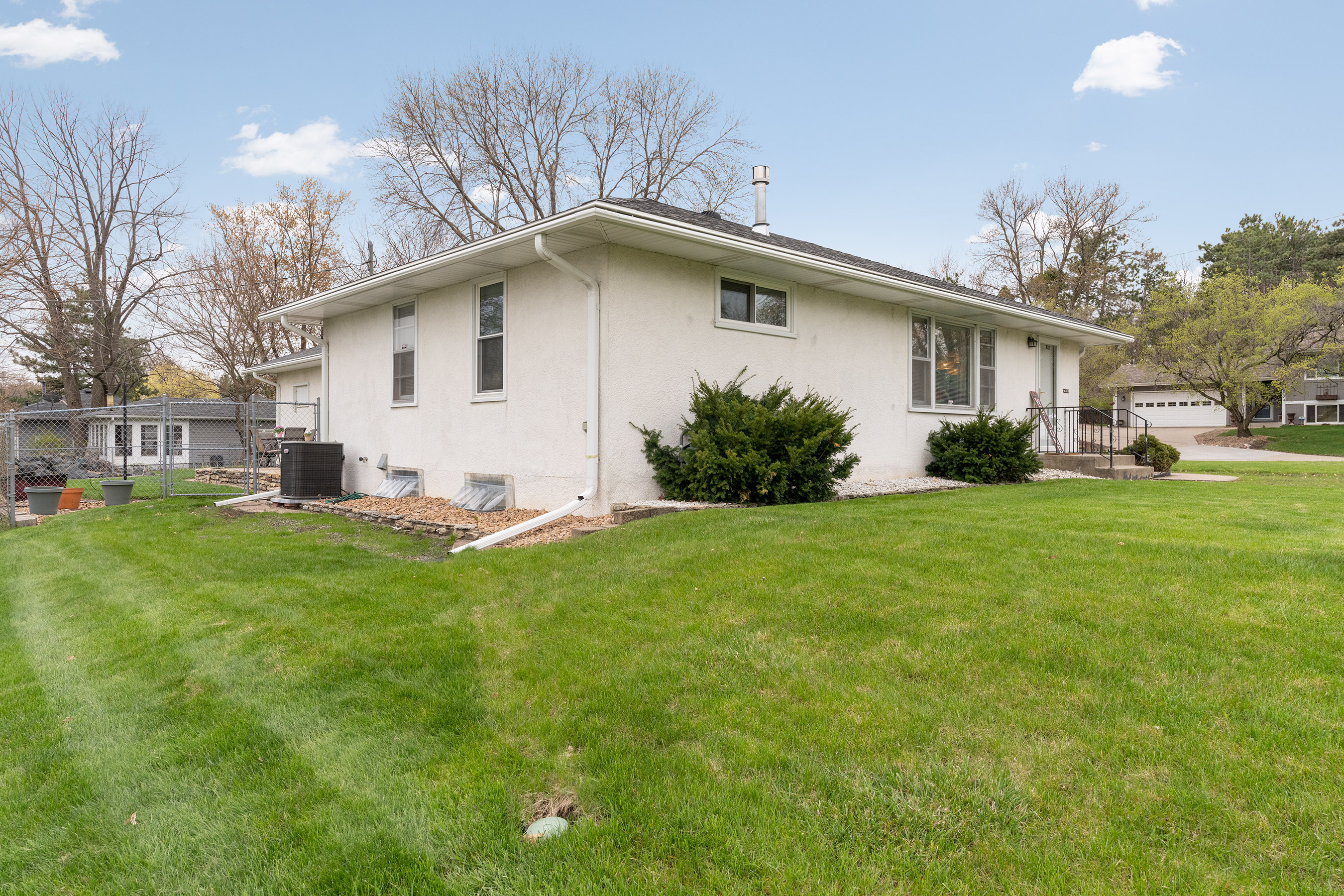 3013 West 87th 1/2 Street, Bloomington, MN, USA Photos