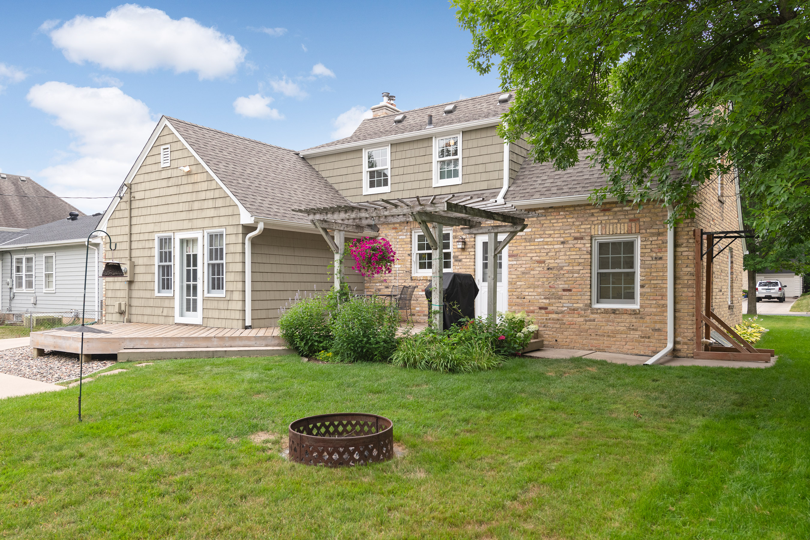 5421 Brookview Ave, Edina, MN 55424 Photos