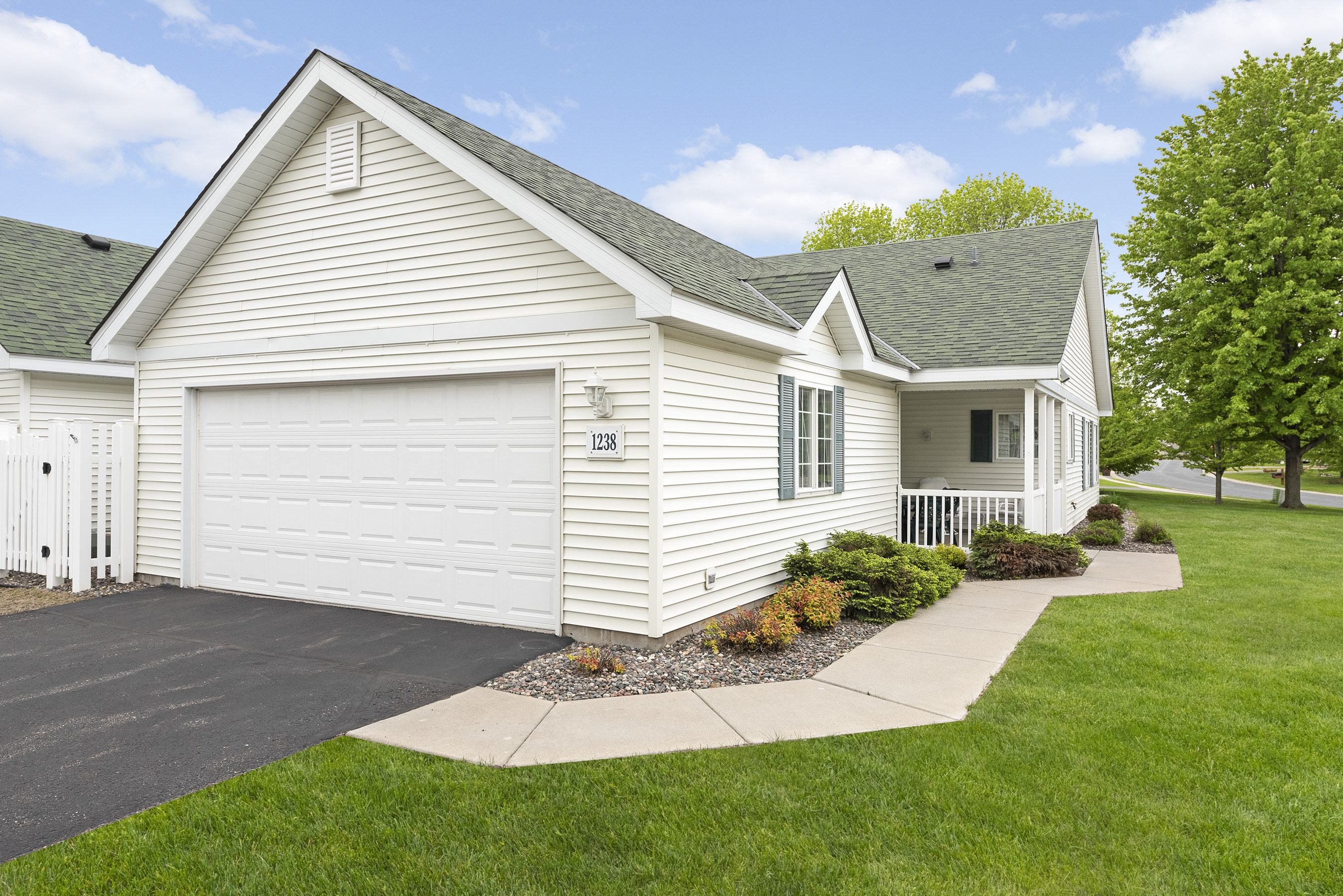 Wonderful main floor living townhome!
