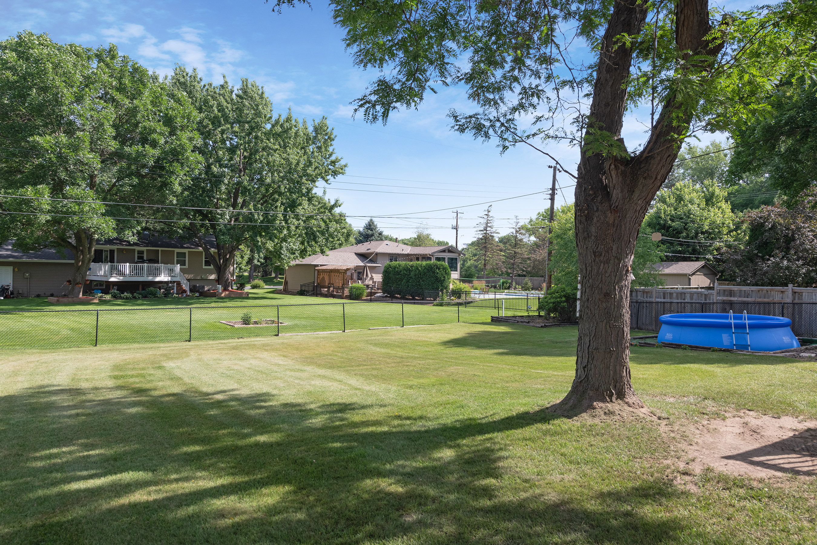 3908 Poplar Bridge Rd, Minneapolis, MN 55437, USA Photos