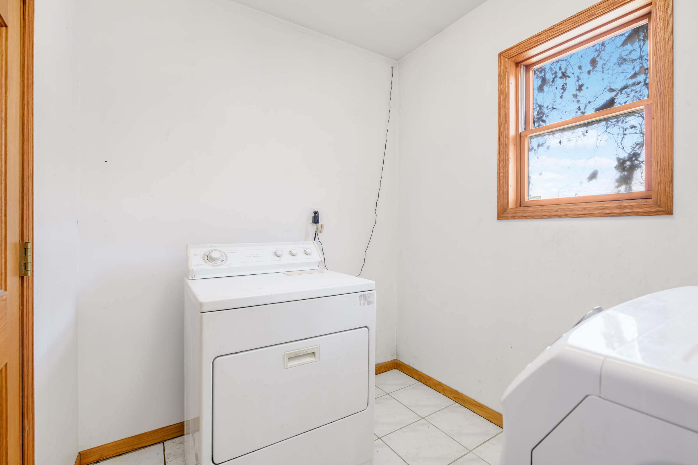 Rare and convenient main level laundry room